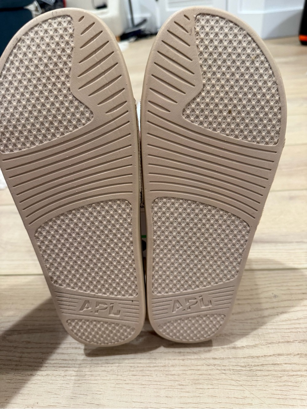 NIB APL Metallic Champagne Men's Techloom Slide Sandals Size 12 - Picture 4 of 6
